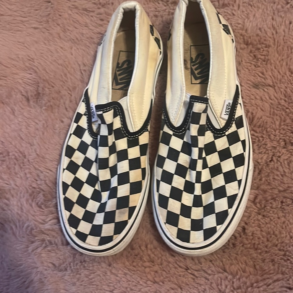 checkered vans